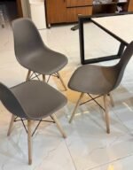 modern restaurant and family dining table set with imported chairs, event table set, coffee shop table set, kitchen dining table set, cafe table and chairs set, small party table set, high quality chairs made of plastic and wooden material